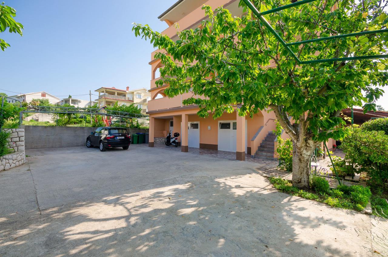 Apartments Rajka Lopar Exterior photo